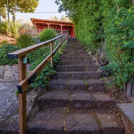 Holiday home Sombra Del Laurel Valleseco